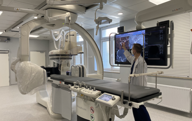 Drugi dwupłaszczyznowy angiograf w Pracownii Radiologii Zabiegowej Wojskowego Instytutu Medycznego w Warszawie