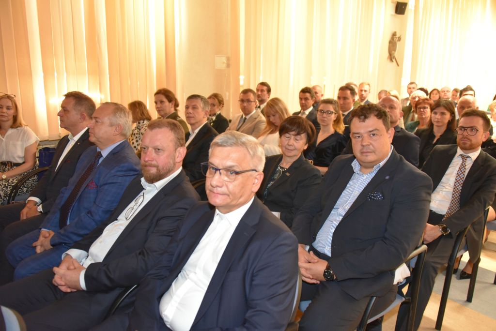 Rozpoczęcie roku akademickiego przez Dyrektora WIM w wojskowym instytucie medycznym.