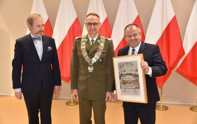 Rozpoczęcie roku akademickiego w wojskowym instytucie medycznym. Dyrektor WIM razem z Rektorem UW