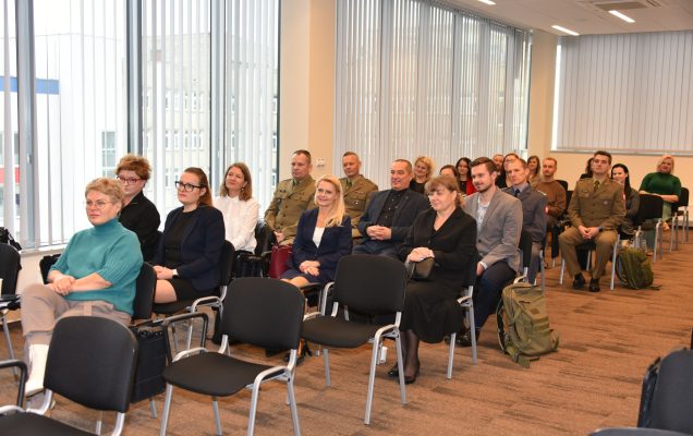 Inauguracja studiów podyplomowych mon 2023 w Wojskowym Instytucie Medycznym, uczestnicy wydarzenia.