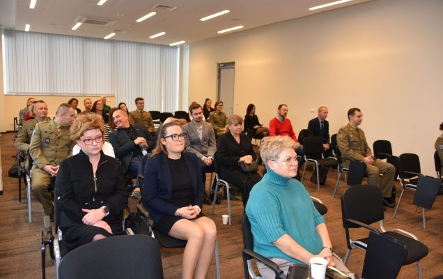 Inauguracja studiów podyplomowych mon 2023 w Wojskowym Instytucie Medycznym, uczestnicy wydarzenia.