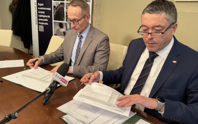 Termomodernizacja Wojskowego Instytutu Medycznego podpisywanie umowy z NFOŚiGW
