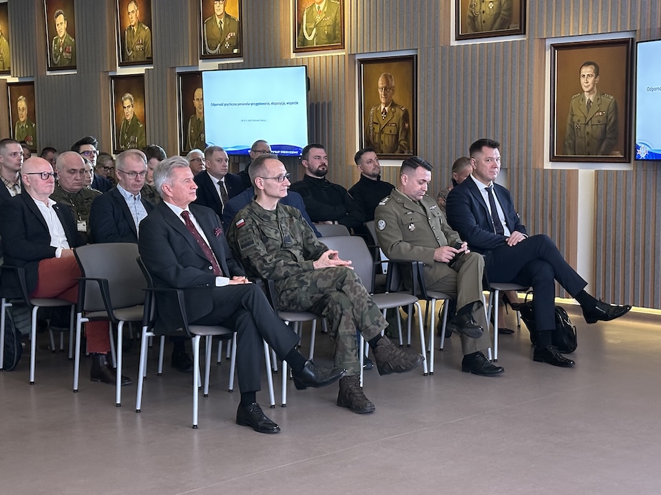 Uczestnicy konferencji na auli Wojskowego Instytutu Medycznego.