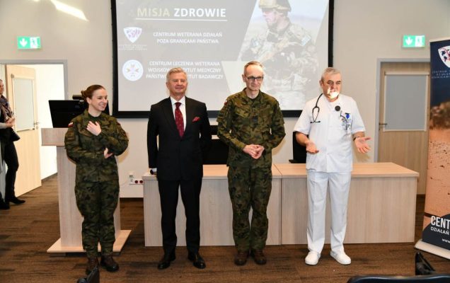 Sala wykładowa WIM. Od lewej: Agnieszka Grabińska, Stanisław Wziątek,Grzegorz Gielerak, Jarosław Świstak.