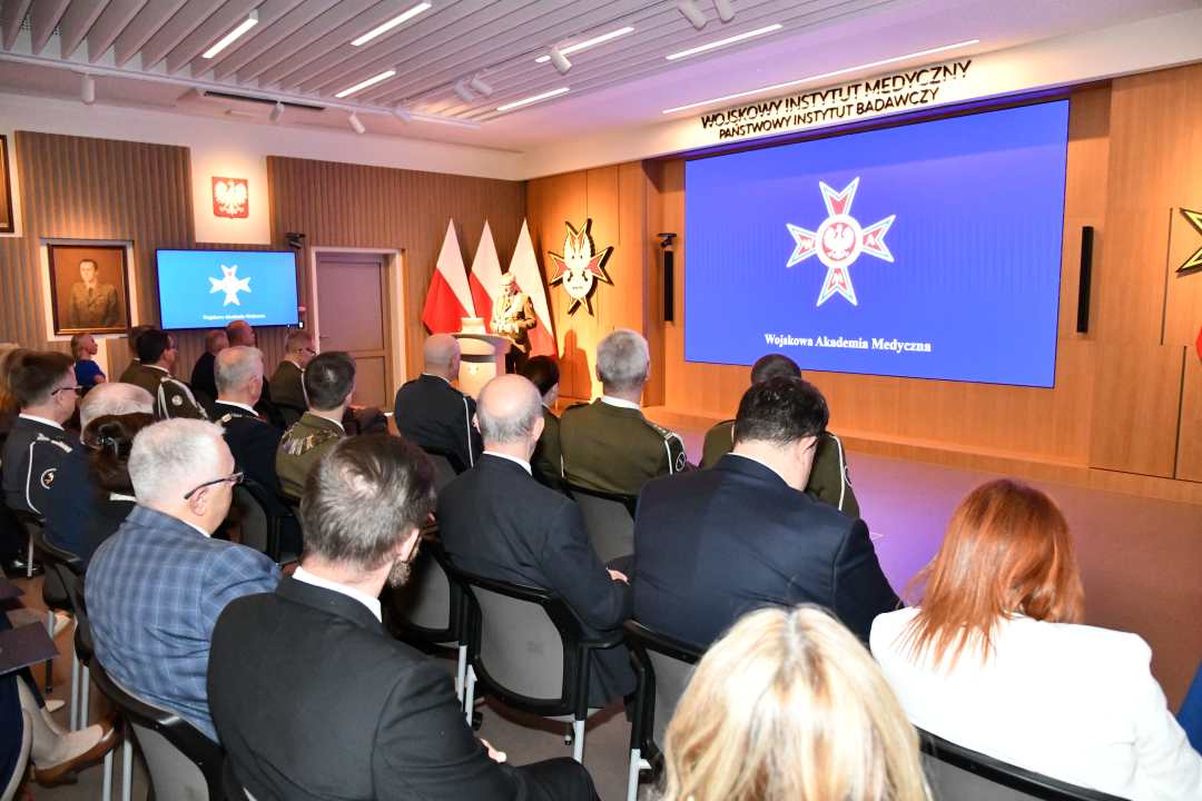 Słuchacze na auli podczas wykładu inauguracyjnego.